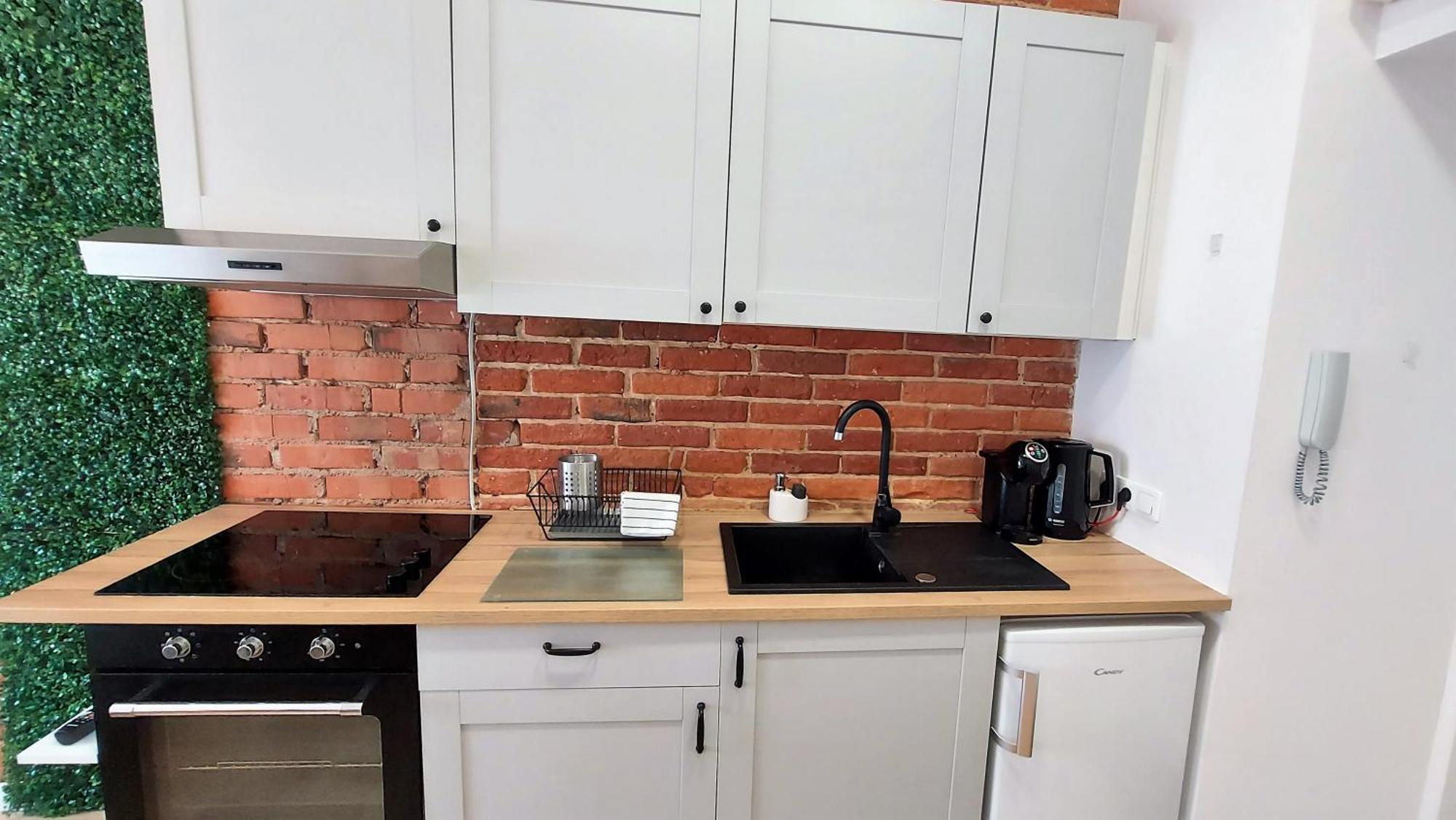 Theapartments Radwanska Лодз Стая снимка